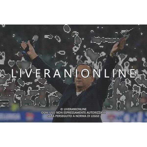 Torino 27-05-2019 Allianz Stadium ©Falzone/Ag.Aldo Liverani sas 28a Partita del Cuore 2019 - Nazionale Cantanti vs Campioni della ricerca Nella foto: Carlo Conti ©FALZONE / AGENZIA ALDO LIVERANI SAS