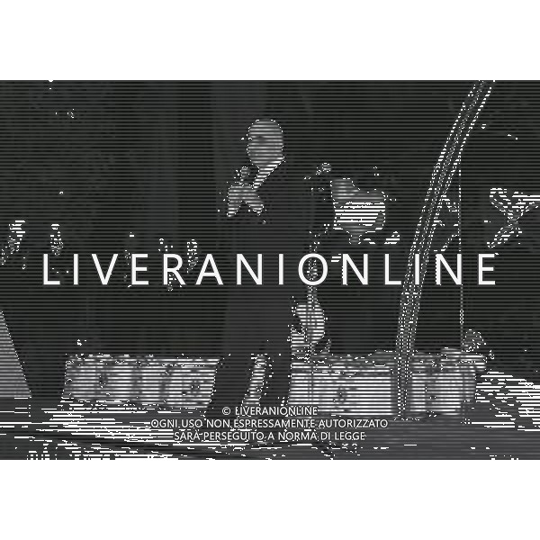 1994 DICEMBRE TEATRO MANZONI MILANO FESTA NATALE ROSSONERO NELLA FOTO ADRIANO GALLIANI AMMINISTRATORE MILAN CALCIO AG ALDO LIVERANI SAS