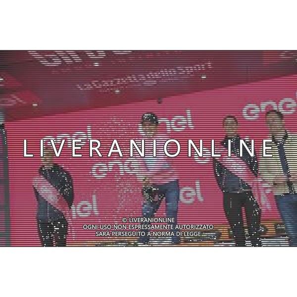 29-05-2019 Giro D\'italia; Tappa 17 Commezzadura - Anterselva; 2019, Movistar; Carapaz Antonio, Richard Antonio; Anterselva - Biathlon Arena; ©SIROTTI / AGENZIA ALDO LIVERANI SAS