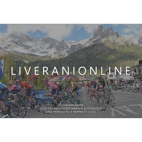 31-05-2019 Giro D\'italia; Tappa 19 Treviso - San Martino Di Castrozza; 2019, Movistar; 2019, Bahrain - Merida; 2019, Jumbo - Visma; Carapaz Antonio, Richard Antonio; Nibali, Vincenzo; Roglic, Primoz; Passo Rolle; ©SIROTTI / AGENZIA ALDO LIVERANI SAS