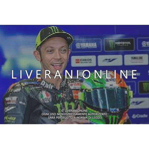 Valentino Rossi mostra il casco Mugello 2019 - GP del Mugello FP3 Qualifiche Prove Ufficiali del Gran Premio d\'Italia 01.06.2019 ©Alessio Marini / AGENZIA ALDO LIVERANI SAS