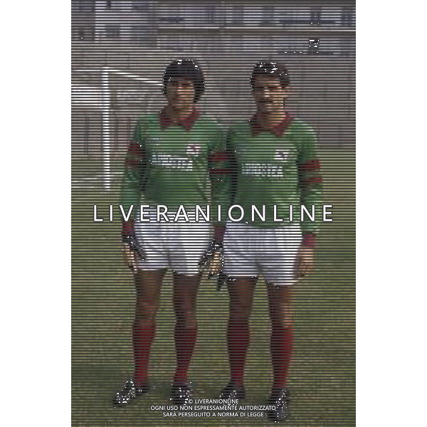 RETROSPETTIVA GIULIANO TERRANEO CALCIATORE E DIRIGENTE SPORTIVO NELLA FOTO GIULIANO TERRANEO CON LA MAGLIA DEL TORINO CALCIO E RENATO COPPARONI AG ALDO LIVERANI SAS