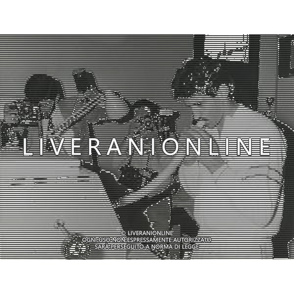 RETROSPETTIVA GIULIANO TERRANEO CALCIATORE E DIRIGENTE SPORTIVO NELLA FOTO GIULIANO TERRANEO VISITE MEDICHE AL MILAN NEL 1984 AG ALDO LIVERANI SAS