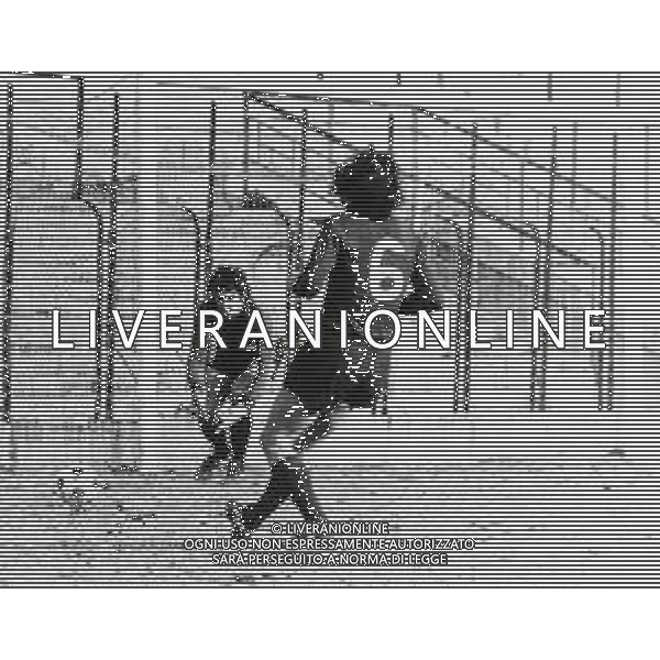 RETROSPETTIVA GIULIANO TERRANEO CALCIATORE E DIRIGENTE SPORTIVO  NELLA FOTO GIULIANO TERRANEO CON LA MAGLIA DEL TORINO CALCIO AG ALDO LIVERANI SAS 