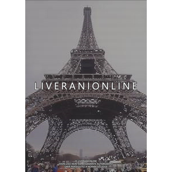 La torre Eiffel è il monumento più famoso di Parigi, conosciuto in tutto il mondo come simbolo della città stessa e della Francia anno di costruzione 1887 ag aldo liverani sas