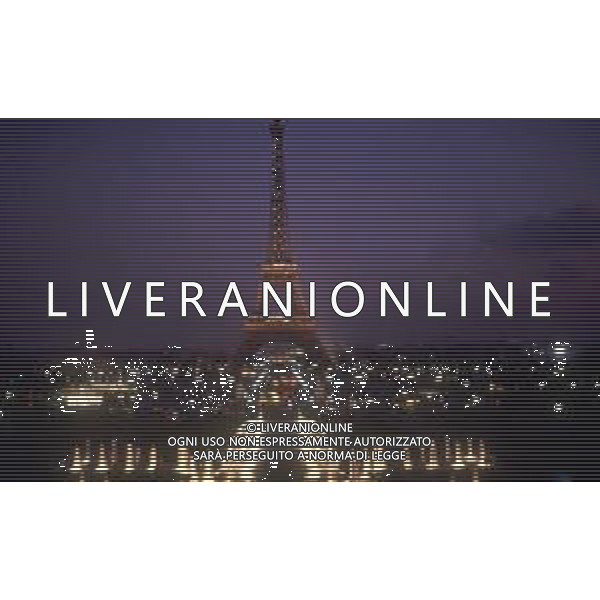 La torre Eiffel è il monumento più famoso di Parigi, conosciuto in tutto il mondo come simbolo della città stessa e della Francia anno di costruzione 1887 ag aldo liverani sas