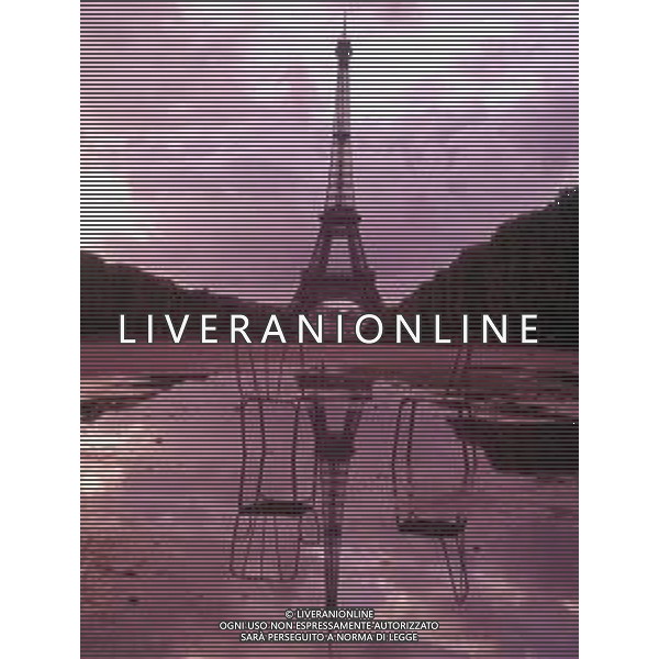 La torre Eiffel è il monumento più famoso di Parigi, conosciuto in tutto il mondo come simbolo della città stessa e della Francia anno di costruzione 1887 ag aldo liverani sas