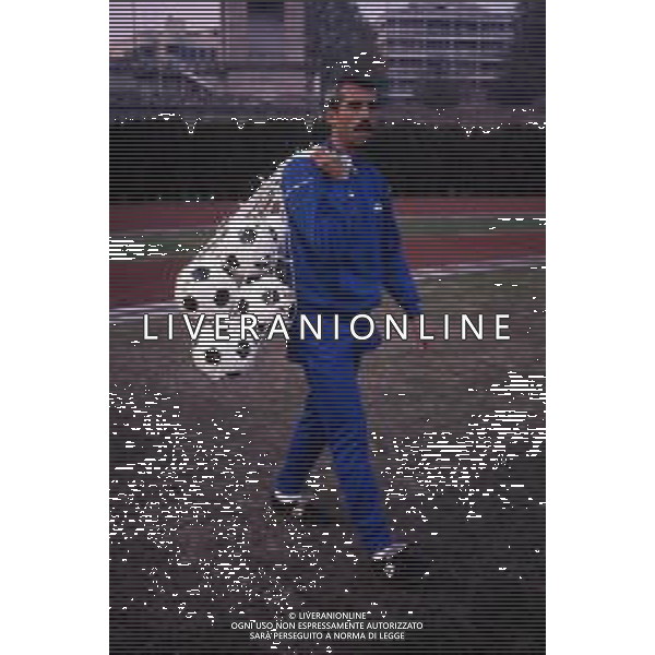 RETROSPETTIVA PIETRO PAOLO VIRDIS CALCIATORE NELLA FOTO PIETRO PAOLO VIRDIS CON LA MAGLIA DELLA NAZIONALE ITALIANA AG ALDO LIVERANI SAS