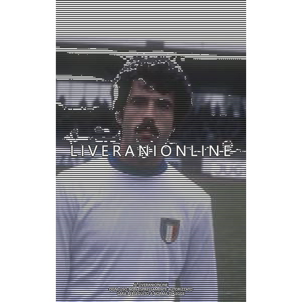 RETROSPETTIVA PIETRO PAOLO VIRDIS CALCIATORE NELLA FOTO PIETRO PAOLO VIRDIS CON LA MAGLIA DELLA NAZIONALE ITALIANA AG ALDO LIVERANI SAS