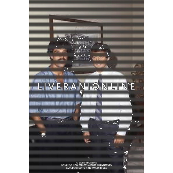 RETROSPETTIVA PIETRO PAOLO VIRDIS CALCIATORE NELLA FOTO PIETRO PAOLO VIRDIS CON GIANNI RIVERA IN SEDE MILAN AG ALDO LIVERANI SAS