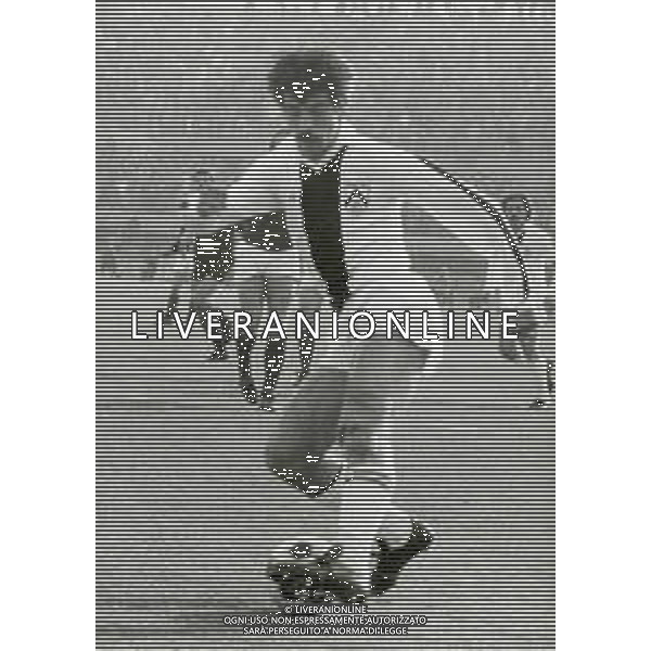 RETROSPETTIVA PIETRO PAOLO VIRDIS CALCIATORE NELLA FOTO PIETRO PAOLO VIRDIS CON LA MAGLIA DELL\'UDINESE CALCIO AG ALDO LIVERANI SAS
