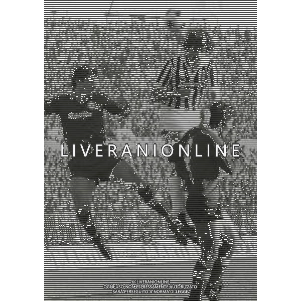 RETROSPETTIVA PIETRO PAOLO VIRDIS CALCIATORE NELLA FOTO PIETRO PAOLO VIRDIS CON LA MAGLIA DELLA JUVENTUS CALCIO AG ALDO LIVERANI SAS