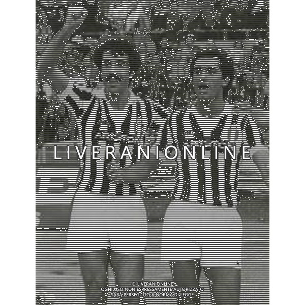 RETROSPETTIVA PIETRO PAOLO VIRDIS CALCIATORE NELLA FOTO PIETRO PAOLO VIRDIS CON LA MAGLIA DELLA JUVENTUS CALCIO CON CLAUDIO GENTILE AG ALDO LIVERANI SAS