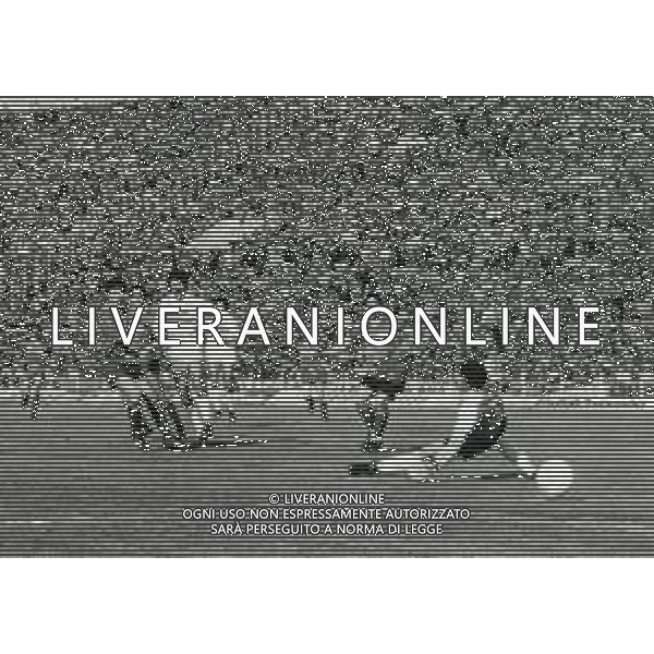 RETROSPETTIVA PIETRO PAOLO VIRDIS CALCIATORE NELLA FOTO GOAL PIETRO PAOLO VIRDIS CON LA MAGLIA DEL MILAN NELLA PARTITA ROMA MILAN AG ALDO LIVERANI SAS
