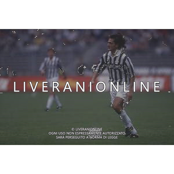 retrospettiva andrea fortunato calciatore 1993-1994 nella foto andrea fortunato con la maglia della juventus calcio ag aldo liverani sas