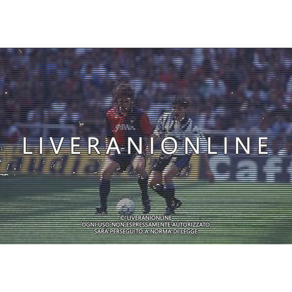 retrospettiva andrea fortunato calciatore nella foto andrea fortunato con la maglia del genoa calcio ag aldo liverani sas