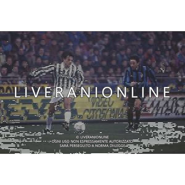 retrospettiva andrea fortunato calciatore 1993-1994 nella foto andrea fortunato con la maglia della juventus calcio ag aldo liverani sas