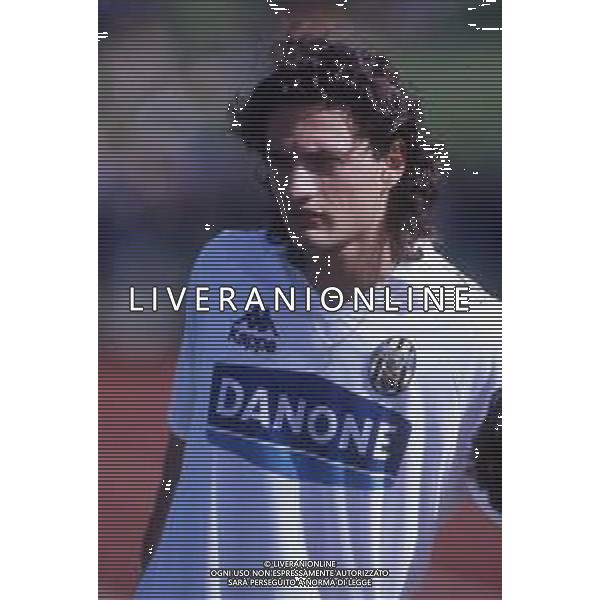 retrospettiva andrea fortunato calciatore 1993-1994 nella foto andrea fortunato con la maglia della juventus calcio ag aldo liverani sas