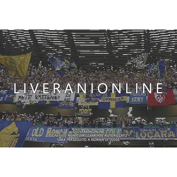 VERONA 02/06/2019 - Play off di serie BKT Hellas Verona - Cittadella. Partita di Ritorno nella foto: esultanza tifosi hellas verona e striscione contro il presidente setti ©Claudio Zamagni/Agenzia Aldo Liverani