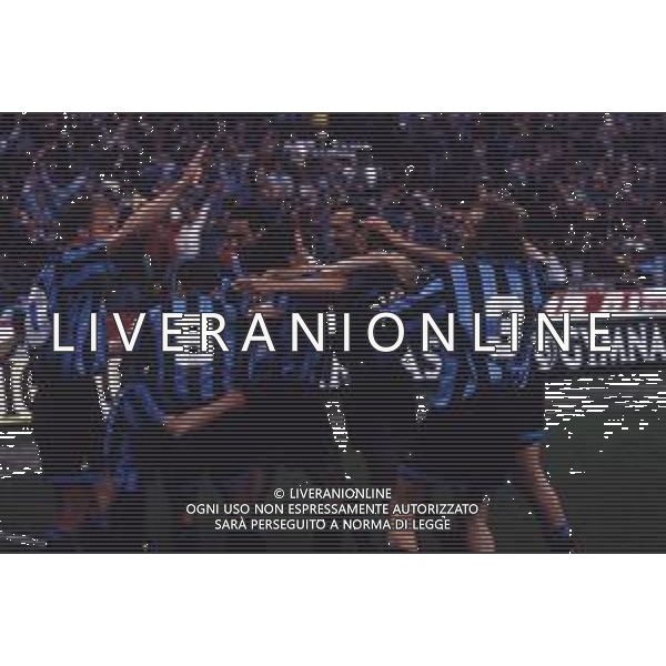 11-05-1994 MILANO-FINALE DI COPPA UEFA INTER SALISBURGO 1-0 NELLA FOTO ABBRACCI GIOCATORI INTER AG ALDO LIVERANI SAS