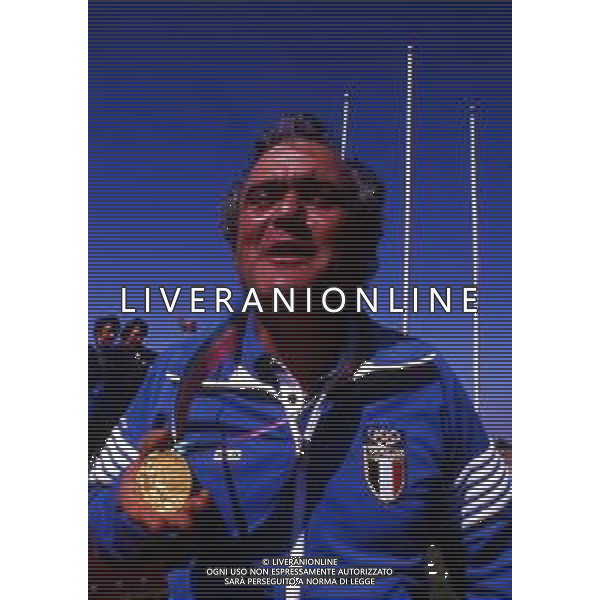 RETROSPETTIVA LUCIANO GIOVANNETTI TIRO A VOLO NELLA FOTO LUCIANO GIOVANNETTI VINCE L\'ORO ALLE OLIMPIADI DI LOS ANGELES 1984 AG ALDO LIVERANI SAS