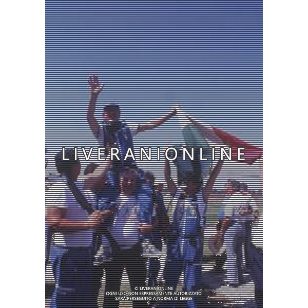 RETROSPETTIVA LUCIANO GIOVANNETTI TIRO A VOLO NELLA FOTO LUCIANO GIOVANNETTI VINCE L\'ORO ALLE OLIMPIADI DI LOS ANGELES 1984 AG ALDO LIVERANI SAS