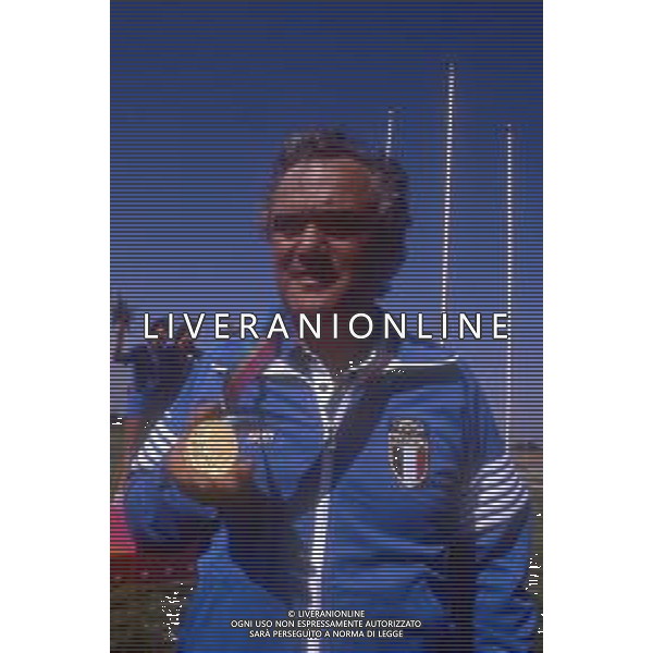 RETROSPETTIVA LUCIANO GIOVANNETTI TIRO A VOLO NELLA FOTO LUCIANO GIOVANNETTI VINCE L\'ORO ALLE OLIMPIADI DI LOS ANGELES 1984 AG ALDO LIVERANI SAS
