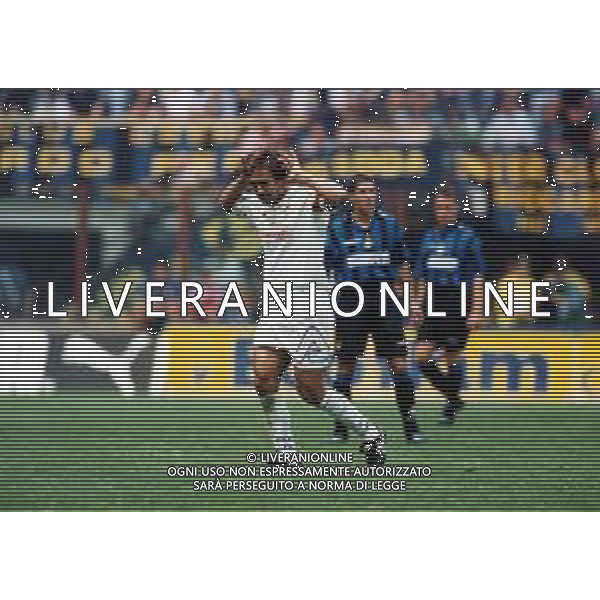 RETROSPETTIVA GABRIEL BATISTUTA CALCIATORE NELLA FOTO GABRIEL BATISTUTA NELLA PARTITA INTER FIORENTINA DEL 21-09-1997 AG ALDO LIVERANI SAS