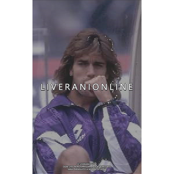 RETROSPETTIVA GABRIEL BATISTUTA CALCIATORE NELLA FOTO GABRIEL BATISTUTA CON LA MAGLIA DELLA FIORENTINA AG ALDO LIVERANI SAS