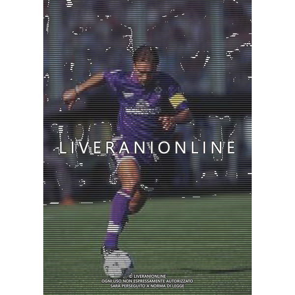 RETROSPETTIVA GABRIEL BATISTUTA CALCIATORE NELLA FOTO GABRIEL BATISTUTA CON LA MAGLIA DELLA FIORENTINA AG ALDO LIVERANI SAS