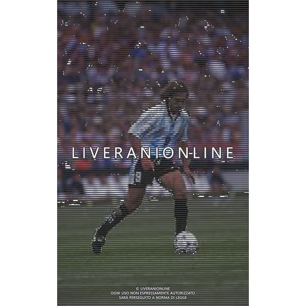 RETROSPETTIVA GABRIEL BATISTUTA CALCIATORE NELLA FOTO GABRIEL BATISTUTA CON LA MAGLIA DELLA NAZIONALE ARGENTINA AG ALDO LIVERANI SAS
