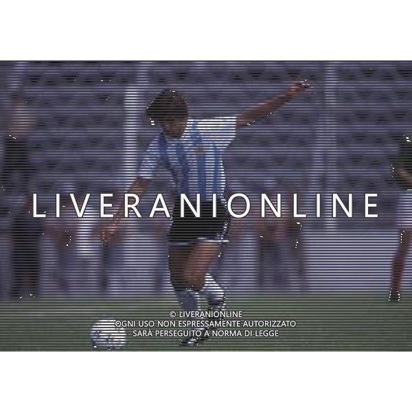 RETROSPETTIVA GABRIEL BATISTUTA CALCIATORE NELLA FOTO GABRIEL BATISTUTA CON LA MAGLIA DELLA NAZIONALE ARGENTINA AG ALDO LIVERANI SAS