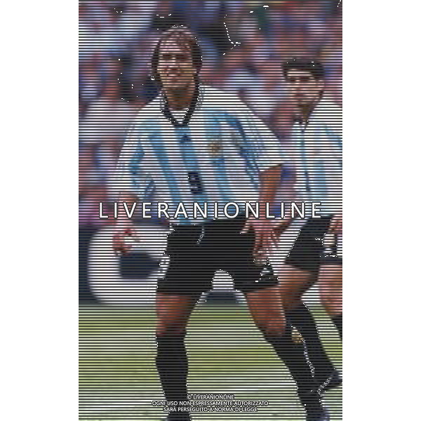 RETROSPETTIVA GABRIEL BATISTUTA CALCIATORE NELLA FOTO GABRIEL BATISTUTA CON LA MAGLIA DELLA NAZIONALE ARGENTINA AG ALDO LIVERANI SAS