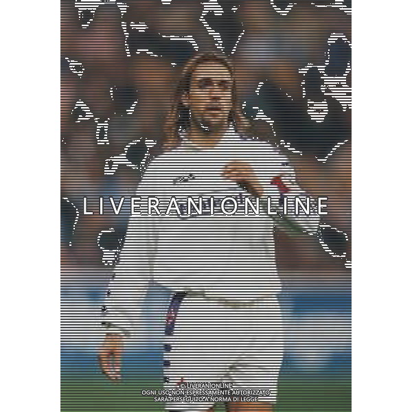 RETROSPETTIVA GABRIEL BATISTUTA CALCIATORE NELLA FOTO GABRIEL BATISTUTA CON LA MAGLIA DELLA FIORENTINA AG ALDO LIVERANI SAS