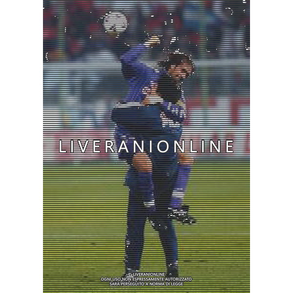 RETROSPETTIVA GABRIEL BATISTUTA CALCIATORE NELLA FOTO GABRIEL BATISTUTA CON LA MAGLIA DELLA FIORENTINA AG ALDO LIVERANI SAS
