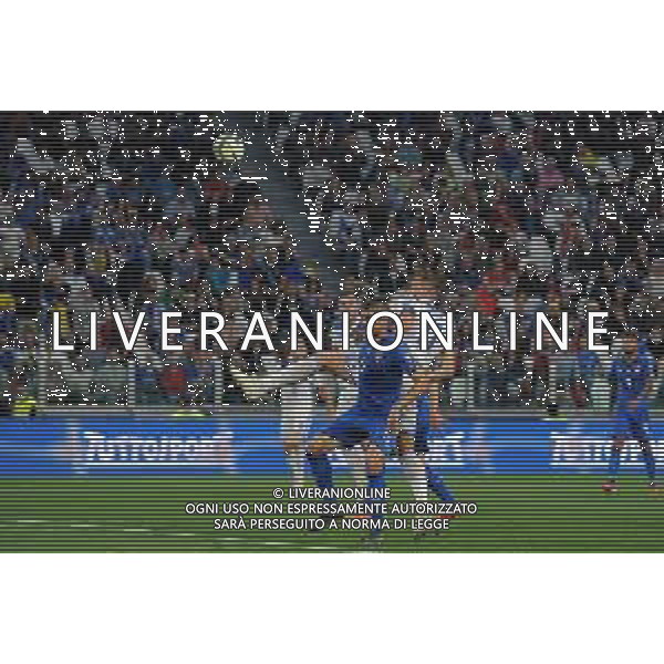 Torino 11.06.2019 Stadio Allianz Stadium Italia vs Bosnia ed Erzegovina Qualificazioni Euro 2020 ©Viganti/Agenzia Aldo Liverani Nella foto: edin dzeko e gianluca mancini ©AGENZIA ALDO LIVERANI SAS