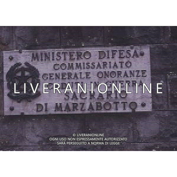 La strage di Marzabotto (dal maggiore dei comuni colpiti) o più correttamente eccidio di Monte Sole fu un insieme di stragi compiute dalle truppe nazifasciste in Italia tra il 29 settembre e il 5 ottobre 1944, nel territorio dei comuni di Marzabotto, Grizzana Morandi e Monzuno che comprendono le pendici di Monte Sole in provincia di Bologna. Fu un crimine contro l\'umanità e uno dei più gravi crimini di guerra compiuti contro la popolazione civile perpetrati dalle SS in Europa occidentale durante la seconda guerra mondiale.. Le vittime, confrontando i dati dell\'anagrafe, furono 1830 AG ALDO LIVERANI SAS
