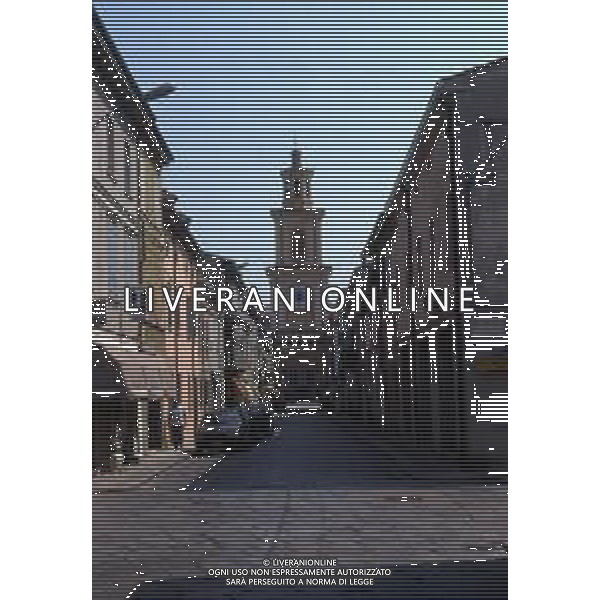 Gualtieri è un comune italiano di 6 477 abitanti della provincia di Reggio Emilia in Emilia-Romagna, nella bassa reggiana dove ha vissuto Antonio Ligabue (Zurigo, 18 dicembre 1899 – Gualtieri, 27 maggio 1965) è stato un pittore italiano la cui arte è generalmente classificata come espressionista ag aldo liverani sas