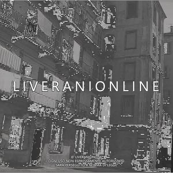 MILANO 1968 QUARTIERE DI PORTA ROMANA VECCHIE CASE DI CORTILE AG ALDO LIVERANI SAS