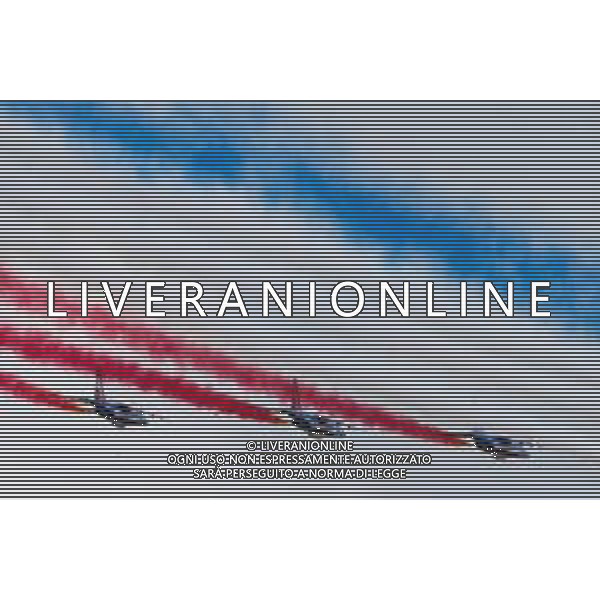 Circuit atmosphere - air display by the Patrouille de France. 15.06.2019. FIA World Endurance Championship, Le Mans 24 Hours, Race, Le Mans, France. Saturday. AG ALDO LIVERANI SAS-ONLY ITALY