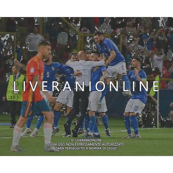 ©Alessio Marini - ITALIA - SPAGNA UEFA - Campionato Europeo Under 21 Italia 2019 Gruppo A - Bologna 16.06.2019 Nella foto esultanza dopo il gol su rigore di Lorenzo Pellegrini con luigi di biagio - abbraccio ©Alessio Marini / AGENZIA ALDO LIVERANI SAS