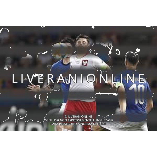 UEFA - Campionato Europeo Under 21 Italia 2019 gruppo A 19/06/2019 Italia - Polonia nella foto: Dawid Kownacki(Poland) Mandragora Rolando (Italia) Bastoni Alessandro (Italia) ©Claudio Zamagni/Agenzia Aldo Liverani Dawid Kownacki(Poland) Mandragora Rolando (Italia) Bastoni Alessandro (Italia) during UEFA Championship Under 21 Italy 2019 group A match between Italy and Poland at Renato Dall\'Ara Stadium on June 19 2019. photo credit by Claudio Zamagni/Aldo Liverani Photo Agency