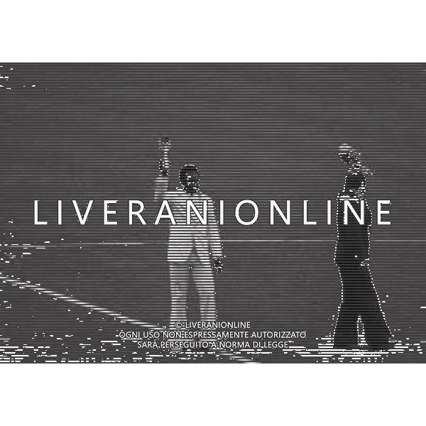 1974 FRANCOFORTE-INAUGURAZIONE DEI CAMPIONATO DEL MONDO DI CALCIO NELLA FOTO 1974 FIFA World Cup in Germany Pele (Edson Arantes do Nascimento) 1940 - Brazilian football player, 1994 Minister of Sports in Brazil Pele alongide Uwe Seeler and children during the opening ceremony of the World Cup in Frankfurt - June 1974 AG ALDO LIVERANI SAS