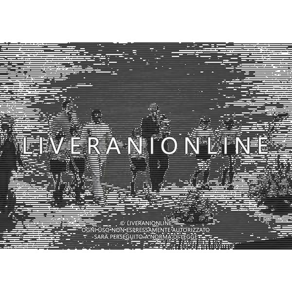 1974 FRANCOFORTE-INAUGURAZIONE DEI CAMPIONATO DEL MONDO DI CALCIO NELLA FOTO 1974 FIFA World Cup in Germany Pele (Edson Arantes do Nascimento) 1940 - Brazilian football player, 1994 Minister of Sports in Brazil Pele alongide Uwe Seeler and children during the opening ceremony of the World Cup in Frankfurt - June 1974 AG ALDO LIVERANI SAS