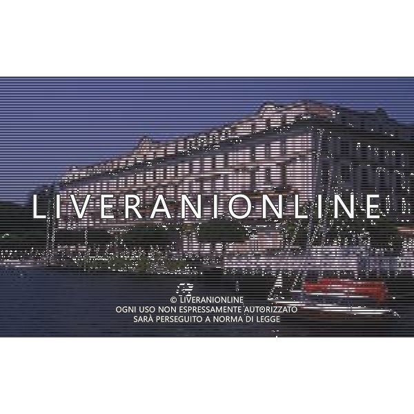 Villa d\'Este, in origine Villa del Garovo, è una residenza patrizia rinascimentale situata sulle rive del Lago di Como nel comune di Cernobbio. Sia la villa che il parco di 25 acri che la circonda sono stati modificati sostanzialmente rispetto alla costruzione originariamente destinata come residenza estiva per il cardinale Tolomeo Gallio AG ALDO LIVERANI SAS