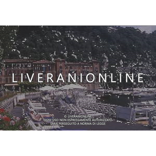 Villa d\'Este, in origine Villa del Garovo, è una residenza patrizia rinascimentale situata sulle rive del Lago di Como nel comune di Cernobbio. Sia la villa che il parco di 25 acri che la circonda sono stati modificati sostanzialmente rispetto alla costruzione originariamente destinata come residenza estiva per il cardinale Tolomeo Gallio AG ALDO LIVERANI SAS