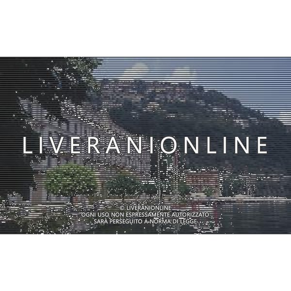 Villa d\'Este, in origine Villa del Garovo, è una residenza patrizia rinascimentale situata sulle rive del Lago di Como nel comune di Cernobbio. Sia la villa che il parco di 25 acri che la circonda sono stati modificati sostanzialmente rispetto alla costruzione originariamente destinata come residenza estiva per il cardinale Tolomeo Gallio AG ALDO LIVERANI SAS