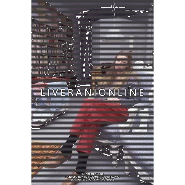 RETROSPETTIVA ISABELLA BOSSI FEDRIGOTTI GIORNALISTA E SCRITTRICE NELLA FOTO ISABELLA BOSSI FEDRIGOTTI NELL\'ANNO 1983 AG ALDO LIVERANI SAS