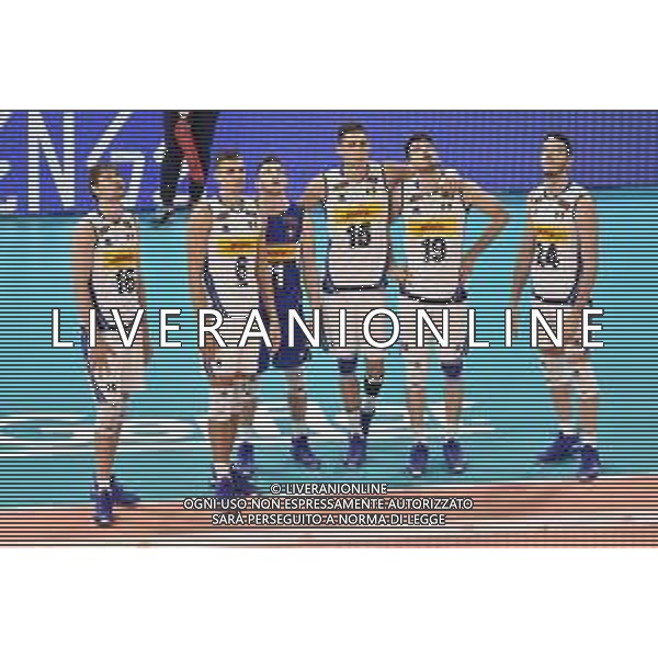 Milano 22-06-2019 Palalido Volleyball Nations League - girone 14 day 2 Italia vs Argentina nella foto i giocatori della nazionale italiana attendono l\'eisto di un video check foto Roberto Garavaglia - ag. Aldo Liverani sas