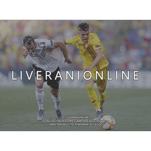 UEFA - Campionato Europeo Under 21 Italia 2019 27/06/2019 Semifinale Germania - Romania. nella foto: Oztunali Levin (Germany) Hagi Ianis (Romania) ©Claudio Zamagni/Agenzia Aldo Liverani Oztunali Levin (Germany) Hagi Ianis (Romania) during semifinal UEFA Championship Under 21 Italy 2019 match between Germany and Romania at Renato Dall\'Ara Stadium on June 27 2019. photo credit by Claudio Zamagni/Aldo Liverani Photo Agency/ AGENZIA ALDO LIVERANI SAS